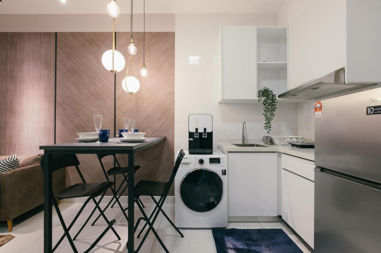 Apartament Arte Mont Kiara 3Pax Jacuzzi Pool Gym Near Mitec Matrade Kuala Lumpur Zewnętrze zdjęcie