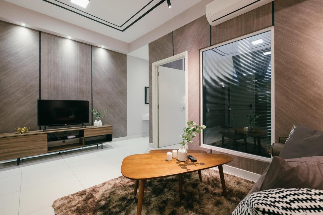 Apartament Arte Mont Kiara 3Pax Jacuzzi Pool Gym Near Mitec Matrade Kuala Lumpur Zewnętrze zdjęcie