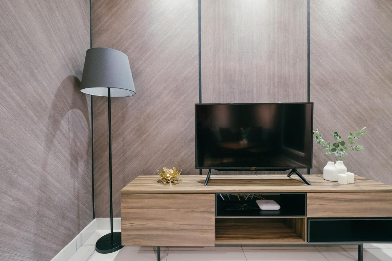 Apartament Arte Mont Kiara 3Pax Jacuzzi Pool Gym Near Mitec Matrade Kuala Lumpur Zewnętrze zdjęcie